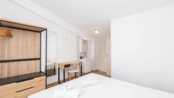 Standard Loft | Egyptian cotton sheets, premium bedding, Select Comfort beds