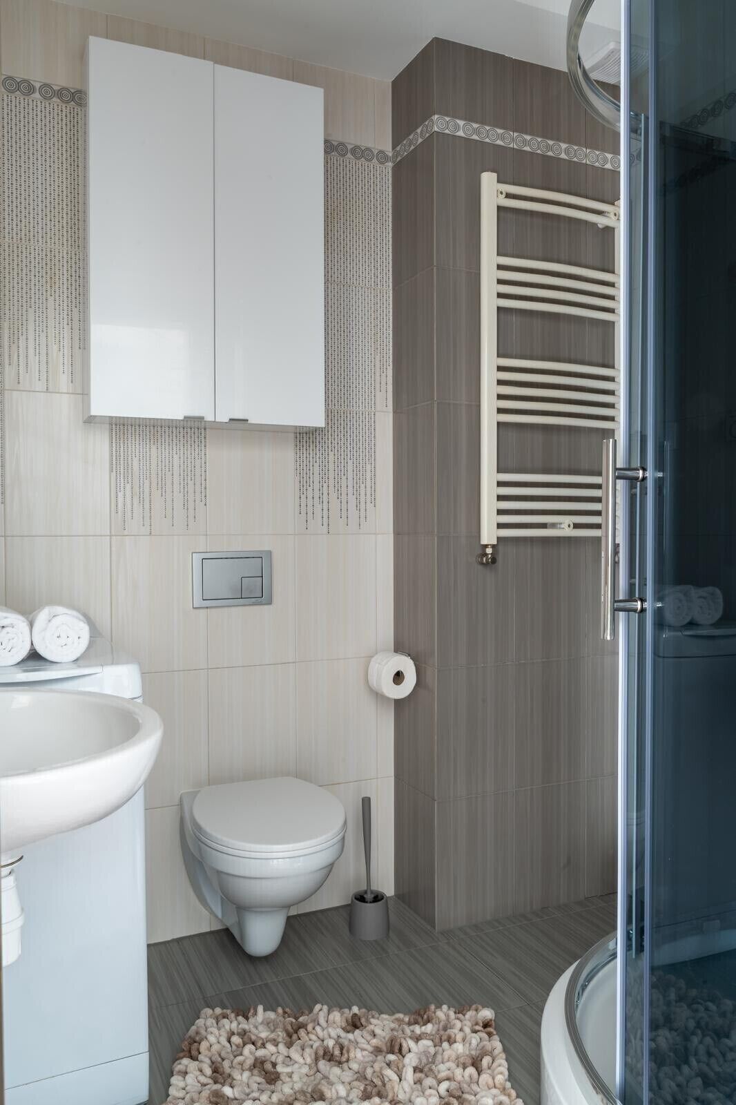 Deluxe Studio Suite, Balcony, City View | Bathroom