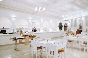 Restaurant - Hotiday Room Collection - Naxos (Naxos)