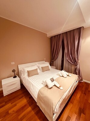 2 chambres, fer et planche à repasser, draps fournis