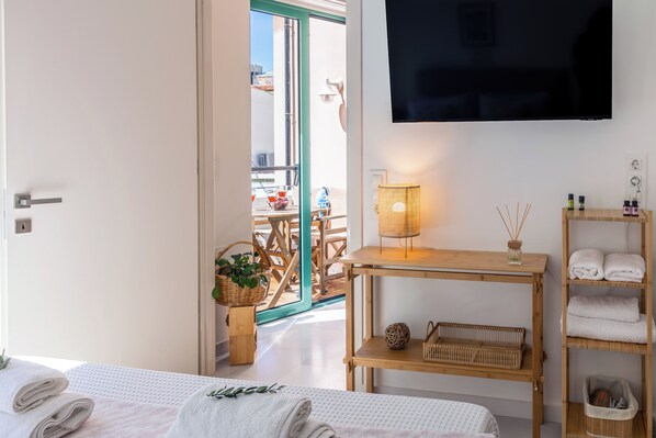 1 bedroom, iron/ironing board, travel crib, free WiFi