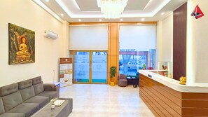 Khu tiếp khách ở sảnh