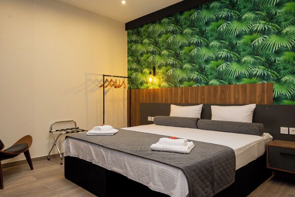 1 habitación, tabla de planchar con plancha y wifi 