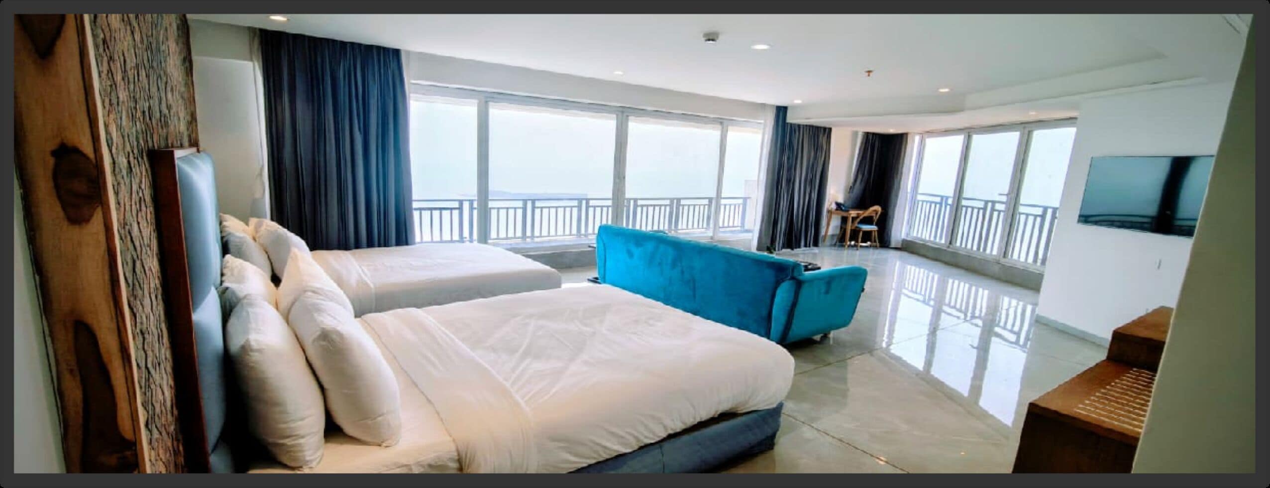  Sea View Family balcony Suite | เครื่องนอนระดับพรีเมียม, ผ้านวมขนเป็ด, เตียงพร้อมฟูกเสริมที่นอน