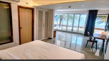 ห้องดีลักซ์ดับเบิล, วิวทะเล | เครื่องนอนระดับพรีเมียม, ผ้านวมขนเป็ด, เตียงพร้อมฟูกเสริมที่นอน