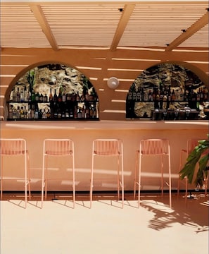 Bar (on property) - Hotiday Mykonos Fanari (Mykonos)