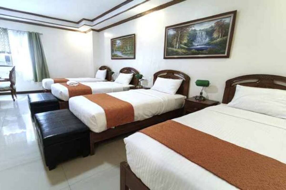 Skrivbord, strykjärn/strykbräda och gratis wi-fi