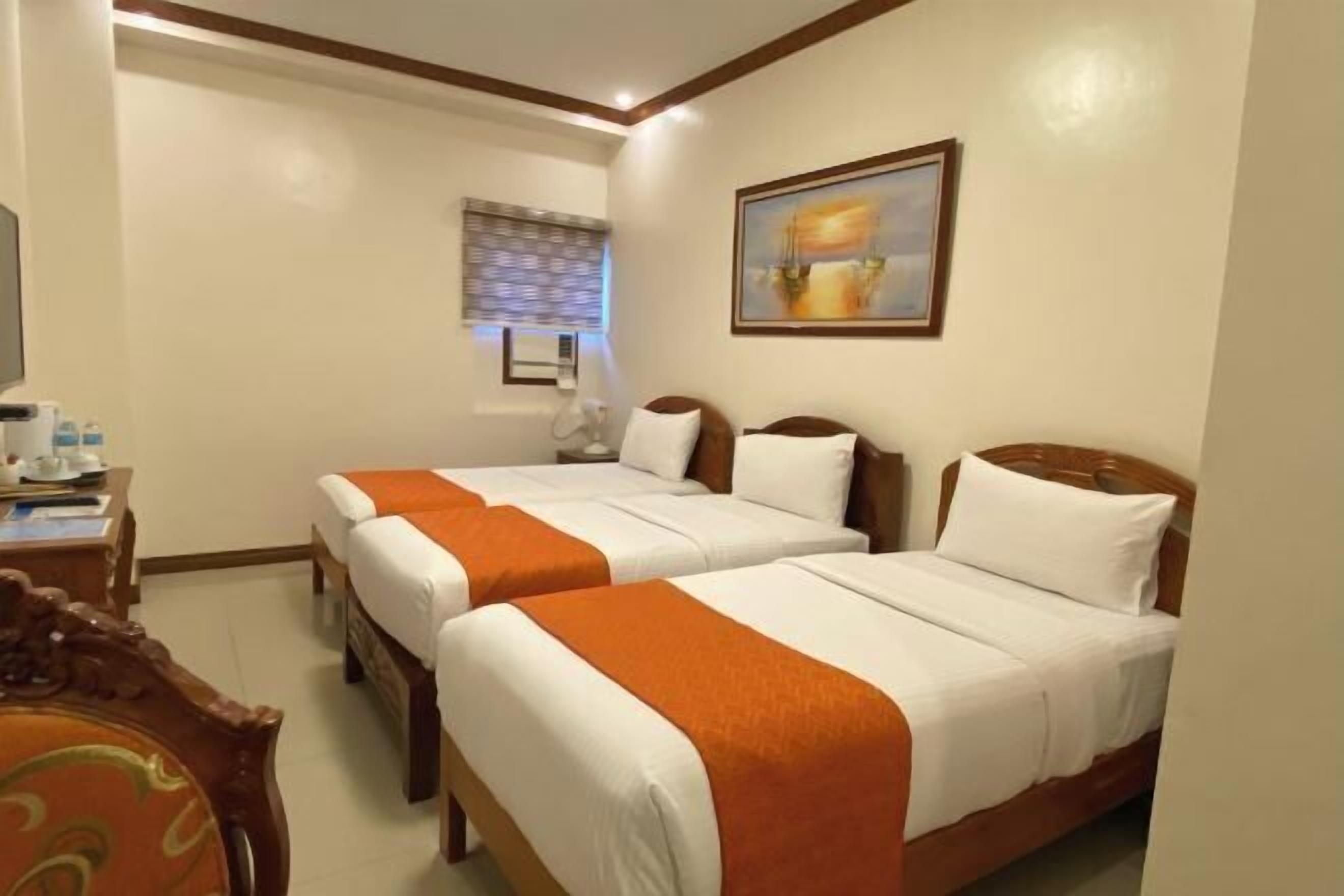 Desk, iron/ironing board, free WiFi