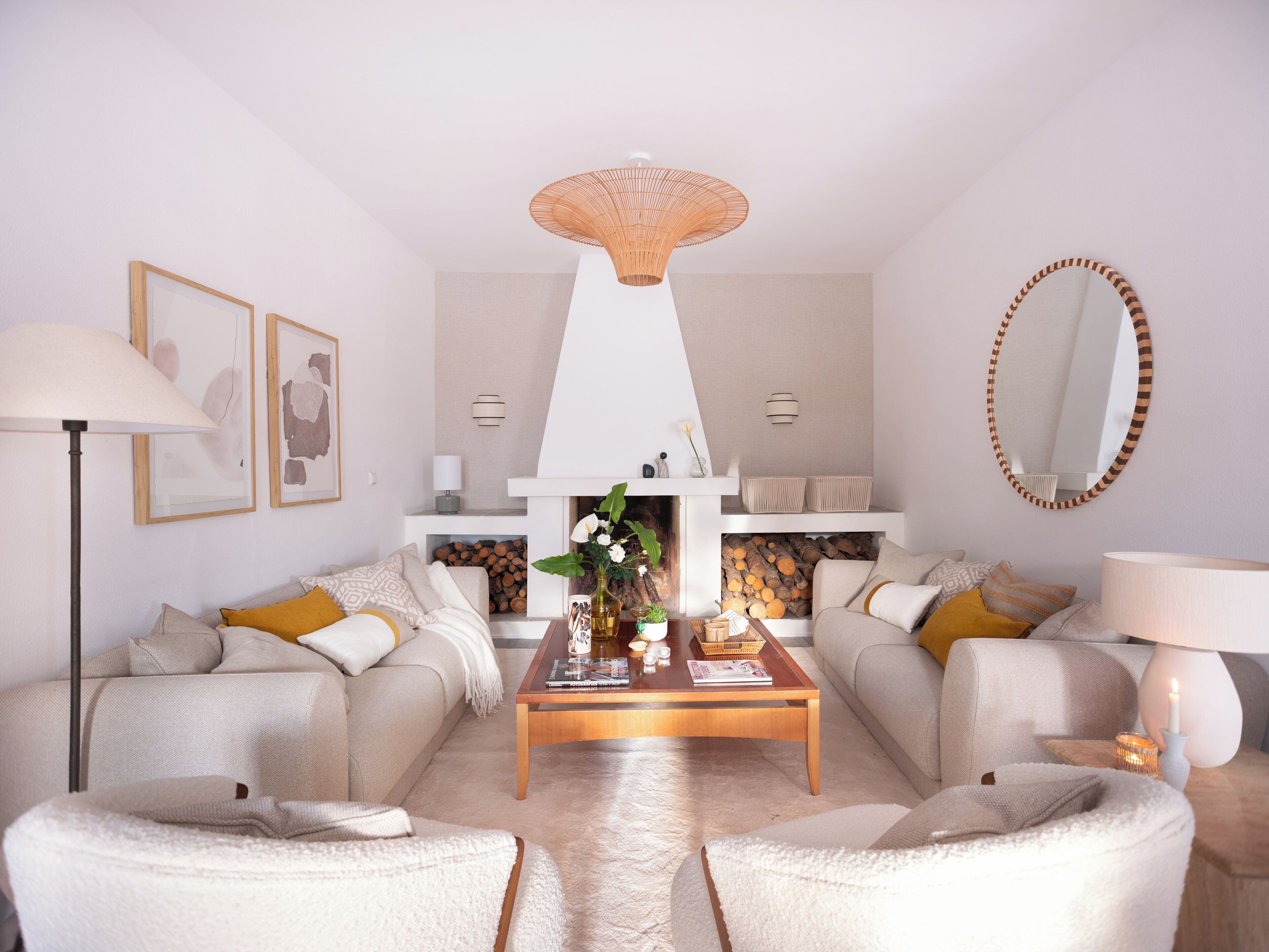 Een smart-tv en een open haard