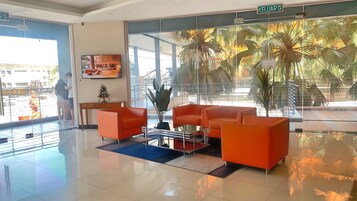 Sala de estar en el lobby