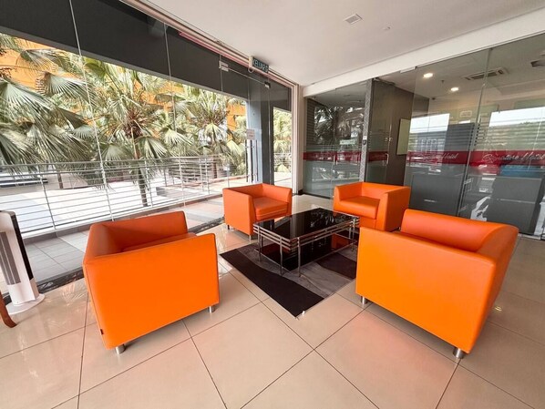 บริเวณนั่งเล่นที่ล็อบบี้