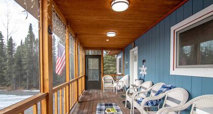 King Cabin -Full Kitchen + Laundry | Kenai Retreat