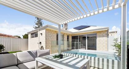 Winter Family-Friendly Getaway | Sleeps 5 | Ping Pong | BBQ | Office Desk