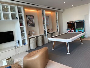 1 bedroom - Berkley Place 905 in Dubai (Dubai)