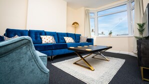 Living area - Haven (Bath)
