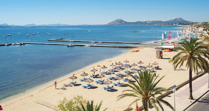 Villa Playa in Port de Pollen a