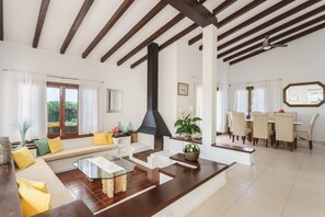 Villa, barrierefrei | 5 Schlafzimmer, Internetzugang