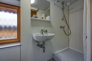 Dusche, Handtücher, Seife, Shampoo