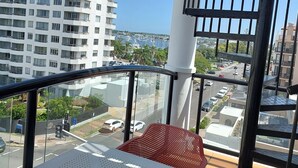 Outdoor dining - **Luxury Ocean-View Retreat in the Heart of Mooloolaba** (Sunshine Coast)