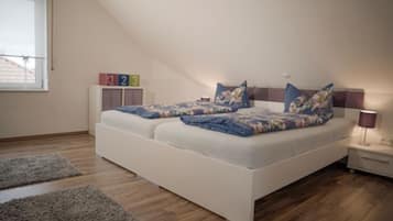 3 Schlafzimmer, Bügeleisen/Bügelbrett, WLAN, Bettwäsche