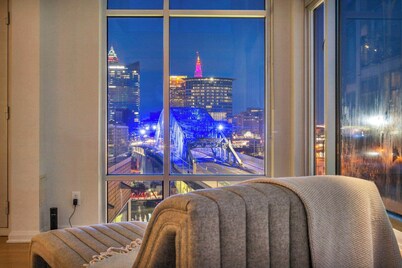 4600 sq ft Luxe 4BR Penthouse | Theater | Patio