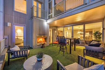 4000 sq ft Luxe 4BR Penthouse | Theater | Patio