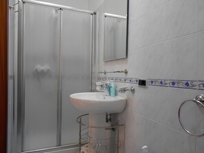 Espace de travail pour ordinateur portable, Wi-Fi gratuit