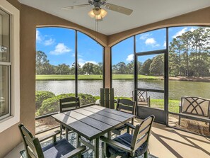 Outdoor dining - 3 Bedroom Townhome in Turnberry at Sandestin Golf & Beach Resort!! (Miramar Beach)
