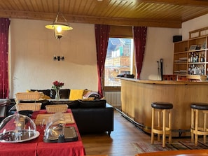 Café da manhã, almoço e jantar
