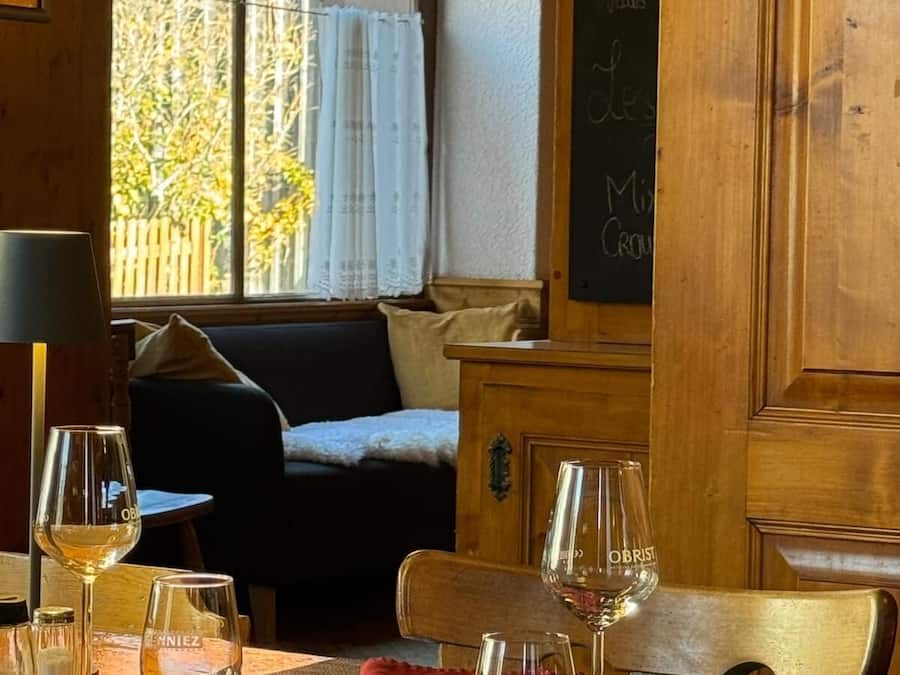 Breakfast, lunch and dinner served