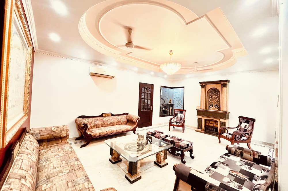 South Inn – Green Park South Delhi