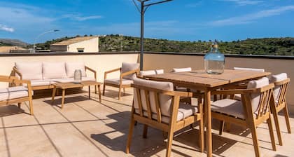 Casa Verga con Terrazza by Wonderful Italy