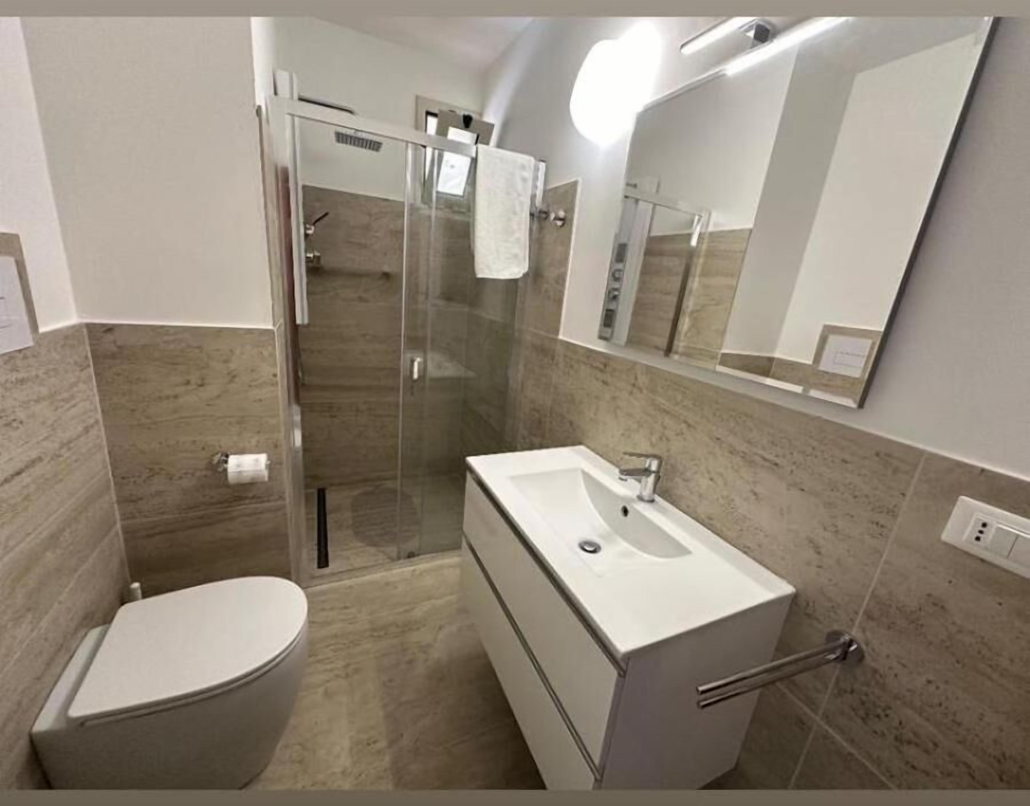 Zimmer, 1 Schlafzimmer, Raucher, Balkon | Badezimmer