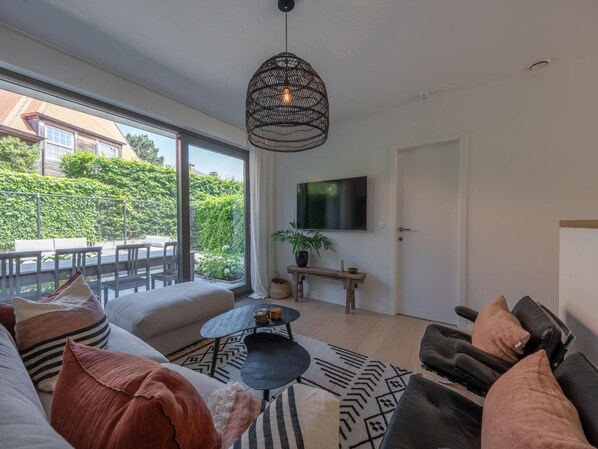 Apartment | Living area
