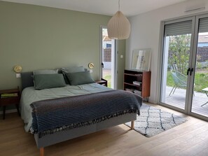 3 chambres, bureau, fer et planche à repasser, Wi-Fi gratuit