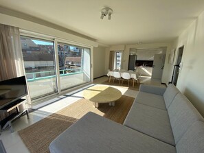 Living room - Apartment in Duinbergen Near the Beach (Knokke-Heist)