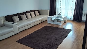 Télévision de 81 cm avec chaînes par câble