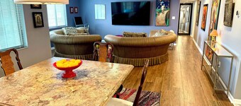 The Retreat- a perfect-sized  condo for your Bourbon Trail  adventure