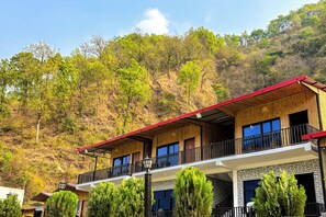 Fachada de la propiedad