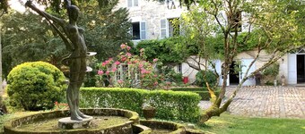 Your own private paradise of charm, elegance and activity.