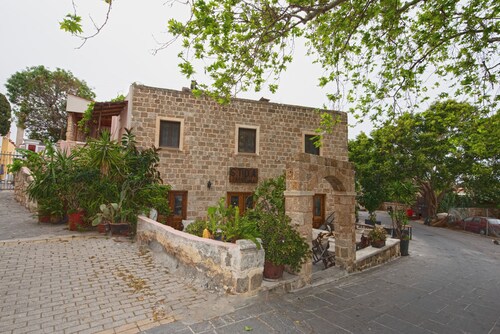 Arionos Rooms