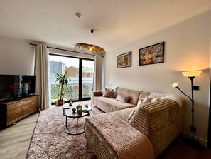 Apartment | Living room