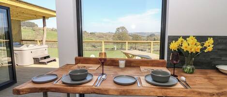 تناول الطعام