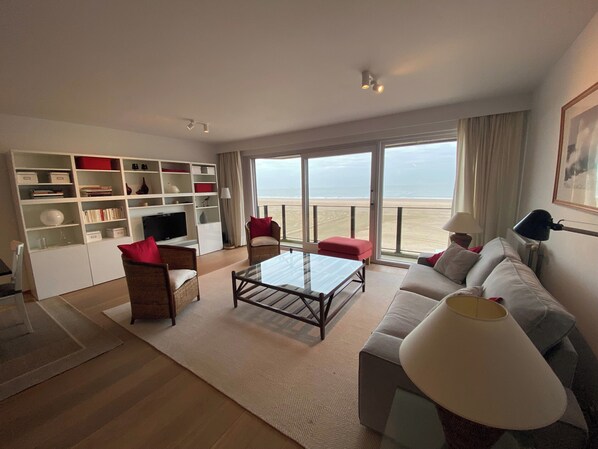 Apartment | Living room