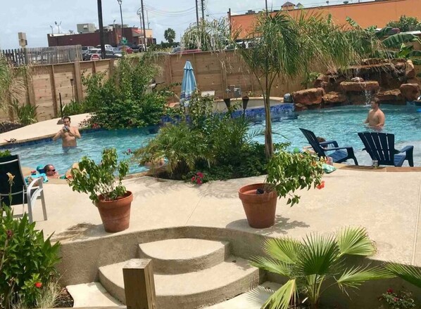 Udendørs pool