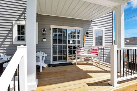 Terrace/patio. The Beacon|Water Views|Hot Tub|Free Bikes