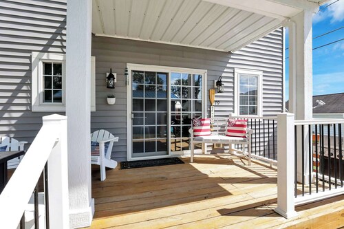 The Beacon|Water Views|Hot Tub|Free Bikes