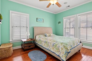 4 Schlafzimmer, Bügeleisen/Bügelbrett, Internetzugang