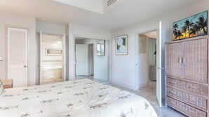 2 عدّة غرف نوم ومكواة/لوح كي وواي فاي مجانًا وملاءات أسرّة
