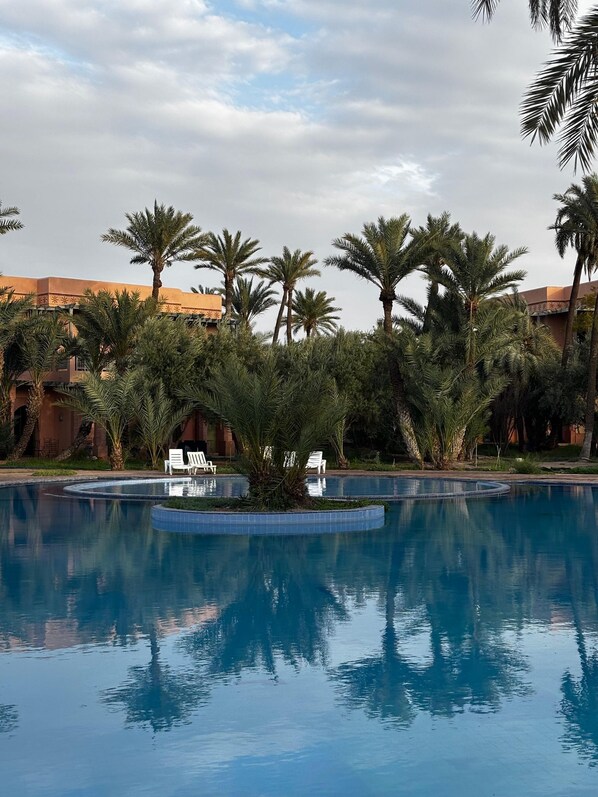 Utomhuspool